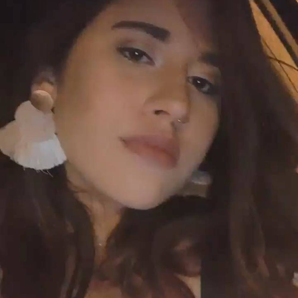 Meet your Posher, Liz emily